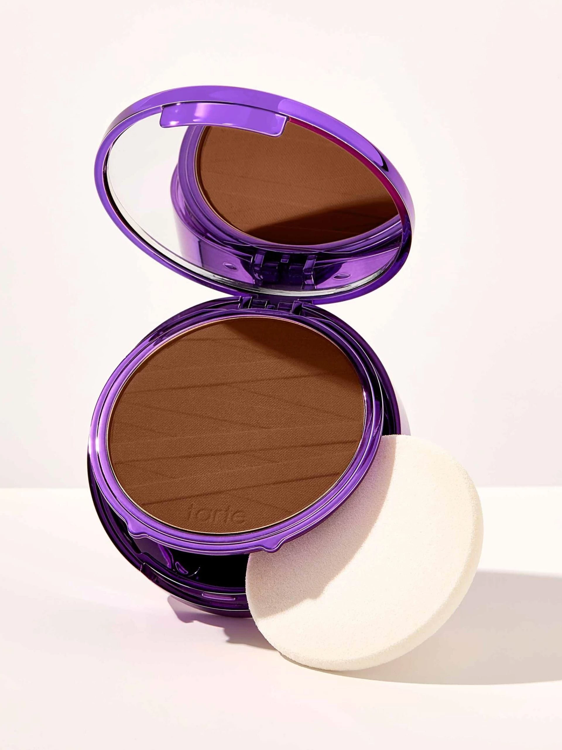 Shape Tape™ Pressed Powder 3 Shape Tape™ Pressed Powder