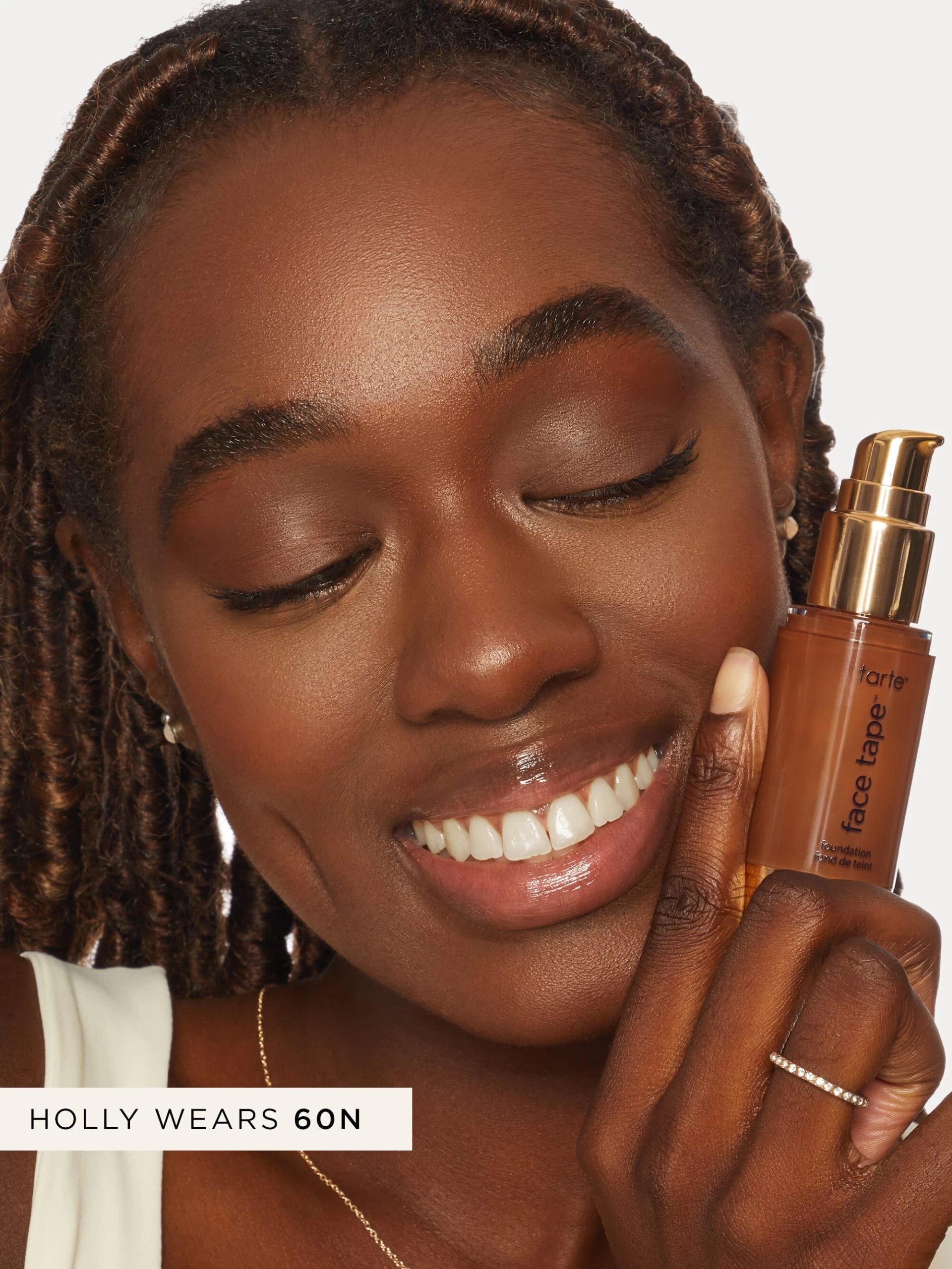 Travel-size Face Tape™ Foundation 5 Travel-size Face Tape™ Foundation - Image 3