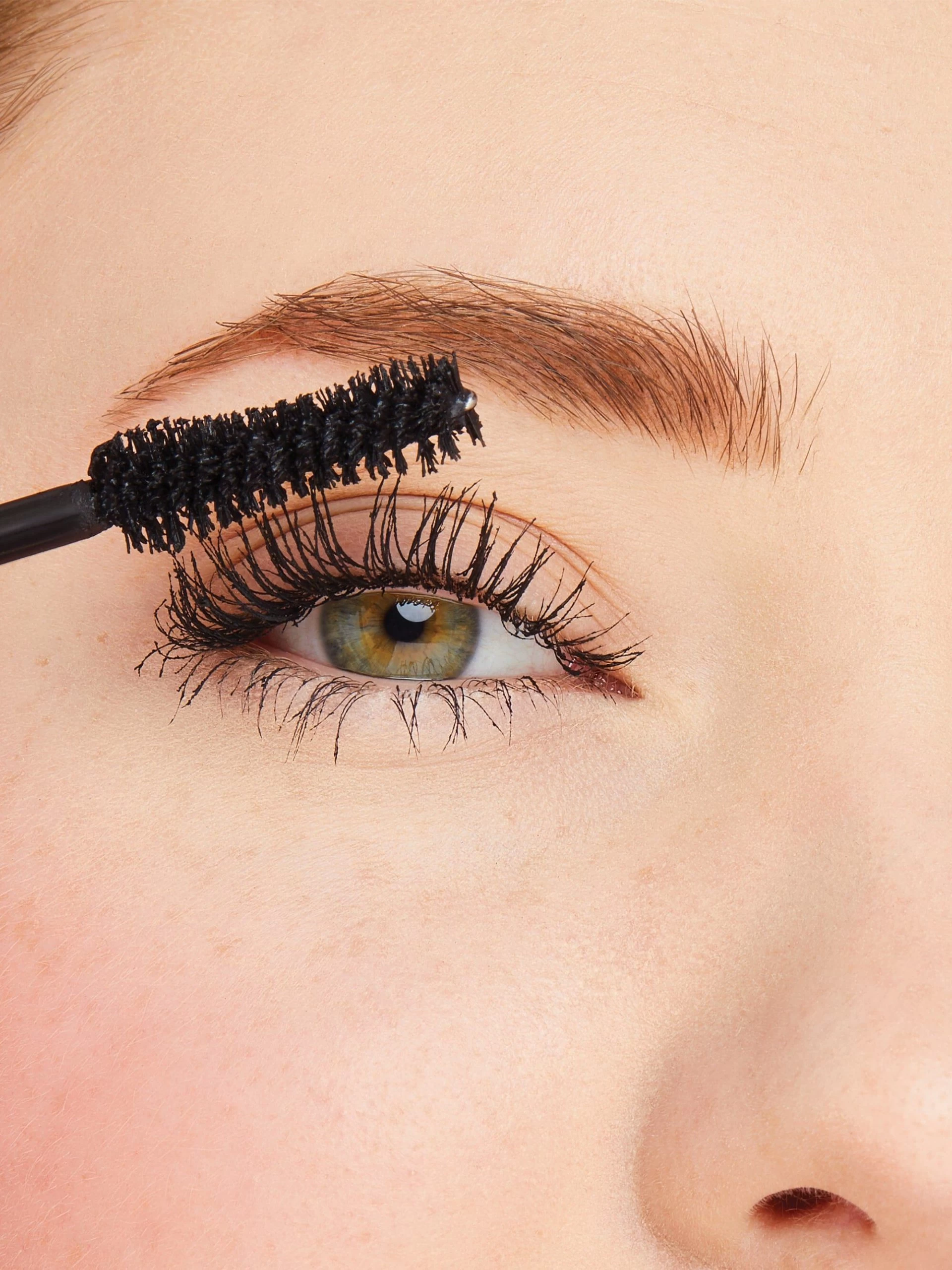 Big Ego™ Vegan Mascara 7 Big Ego™ Vegan Mascara - Image 5