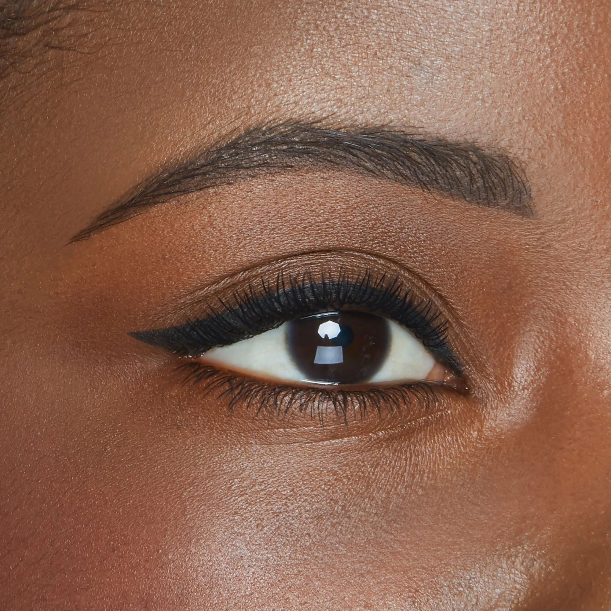 Surfer Curl™ Waterproof Gel Liner 4 Surfer Curl™ Waterproof Gel Liner - Image 2