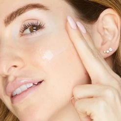 Travel-size Brightening In A Bottle 25% AHA + 2% BHA Facial Mask 11 Travel-size Brightening In A Bottle 25% AHA + 2% BHA Facial Mask -tarte sale shop 2387 Awake by Tarte brightening in a bottle 15 AHA 2 BHA facial mask ALT 1