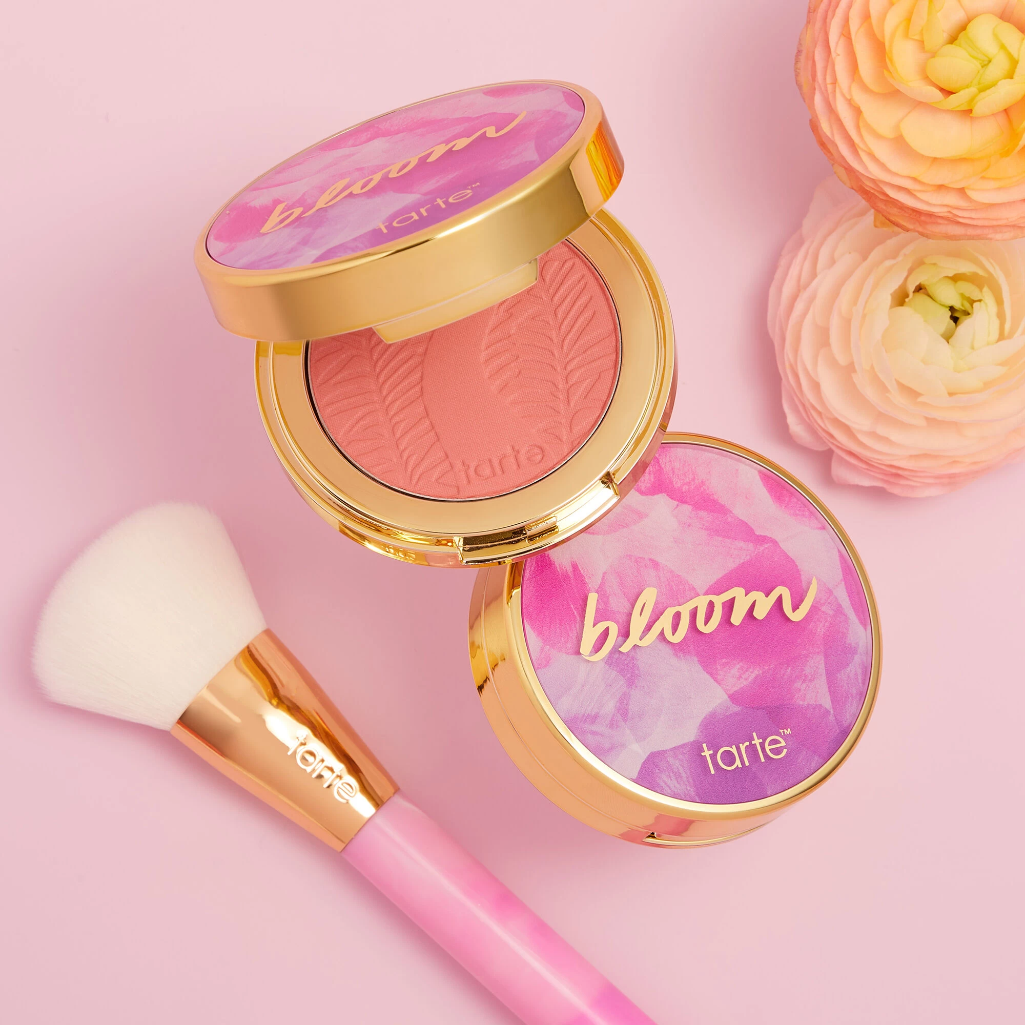 Tartelette™ Full Bloom Cheek Brush 6 Tartelette™ Full Bloom Cheek Brush - Image 4