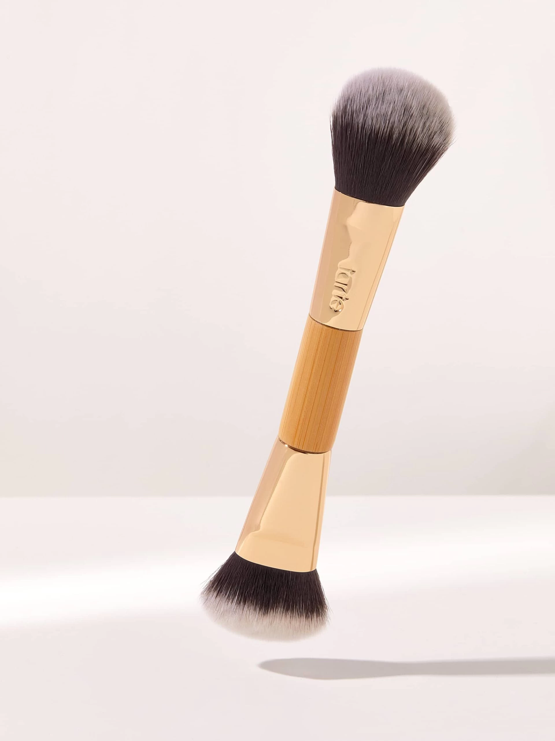Double-ended Cheek Brush 3 Double-ended Cheek Brush