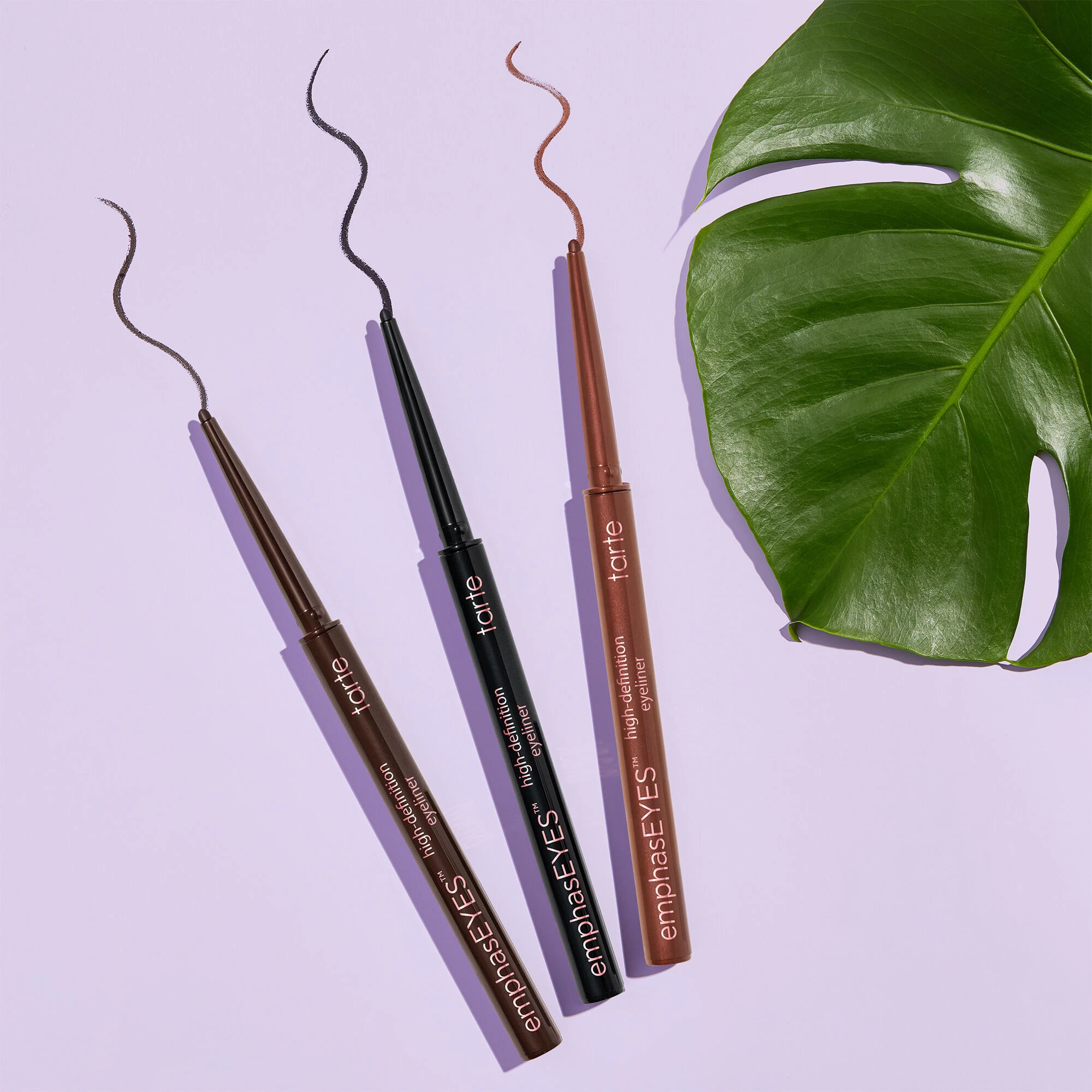 EmphasEYES™ High-definition Eyeliner 5 EmphasEYES™ High-definition Eyeliner - Image 3