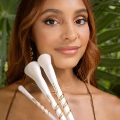 Secrets From The Amazon Brush Set 12 Secrets From The Amazon Brush Set -tarte sale shop 2461 secrets from the Amazon brush set ALT 2