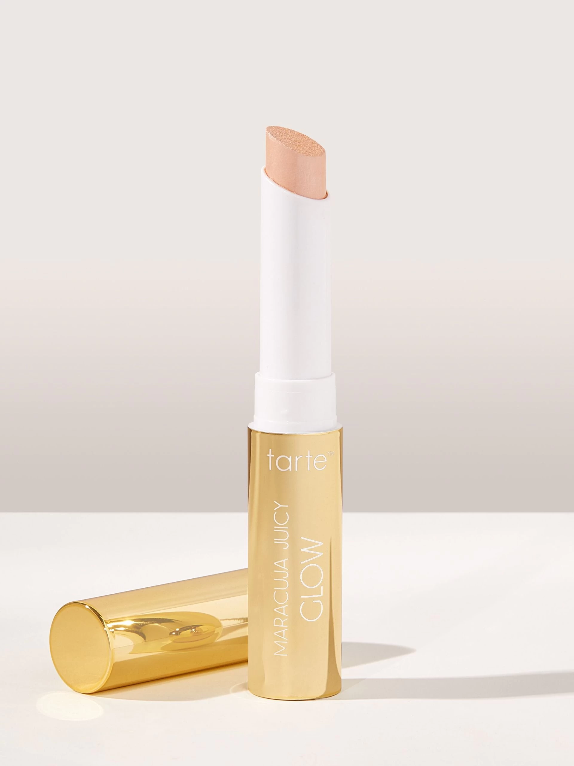 Travel-size Maracuja Juicy Glow Highlight 3 Travel-size Maracuja Juicy Glow Highlight