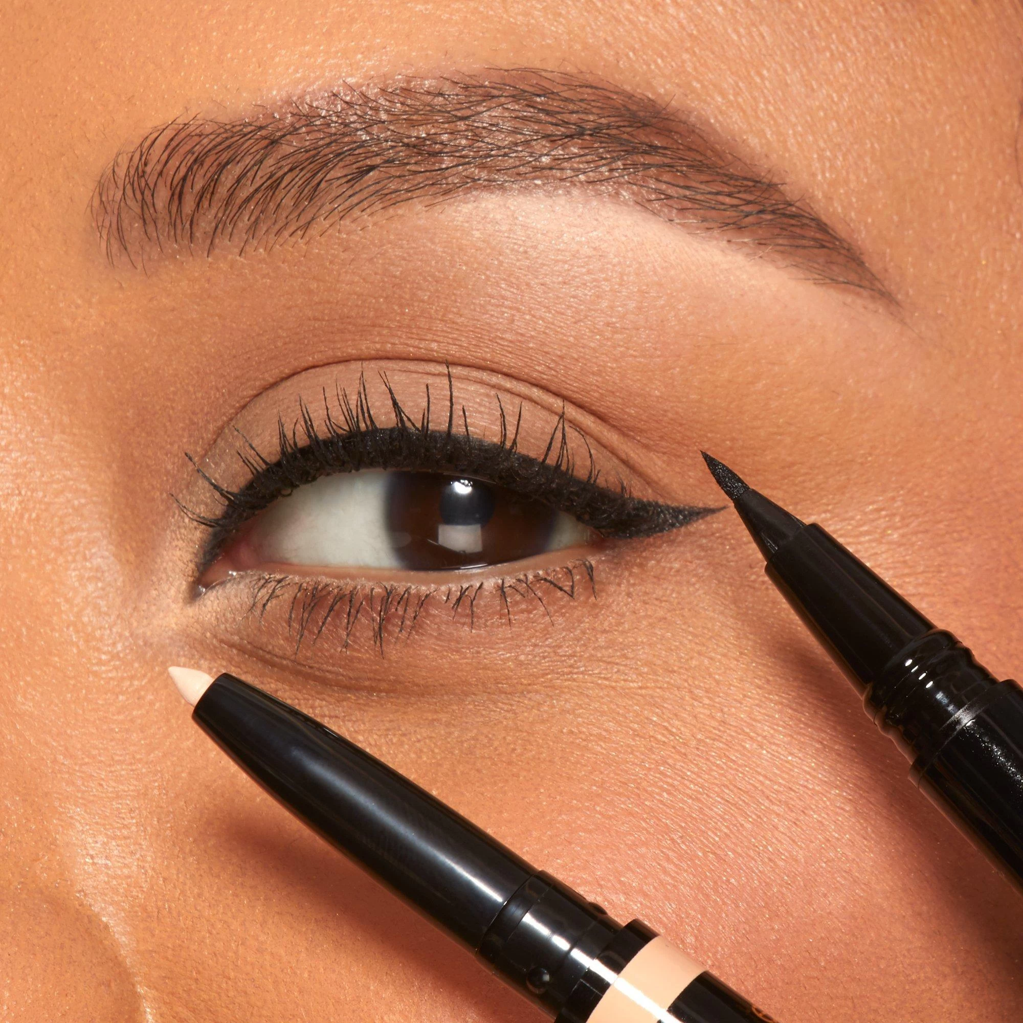 DOUBLE TAKE AWAKE MICRO LIQUID LINER & BRIGHTENER 6 DOUBLE TAKE AWAKE MICRO LIQUID LINER & BRIGHTENER - Image 4
