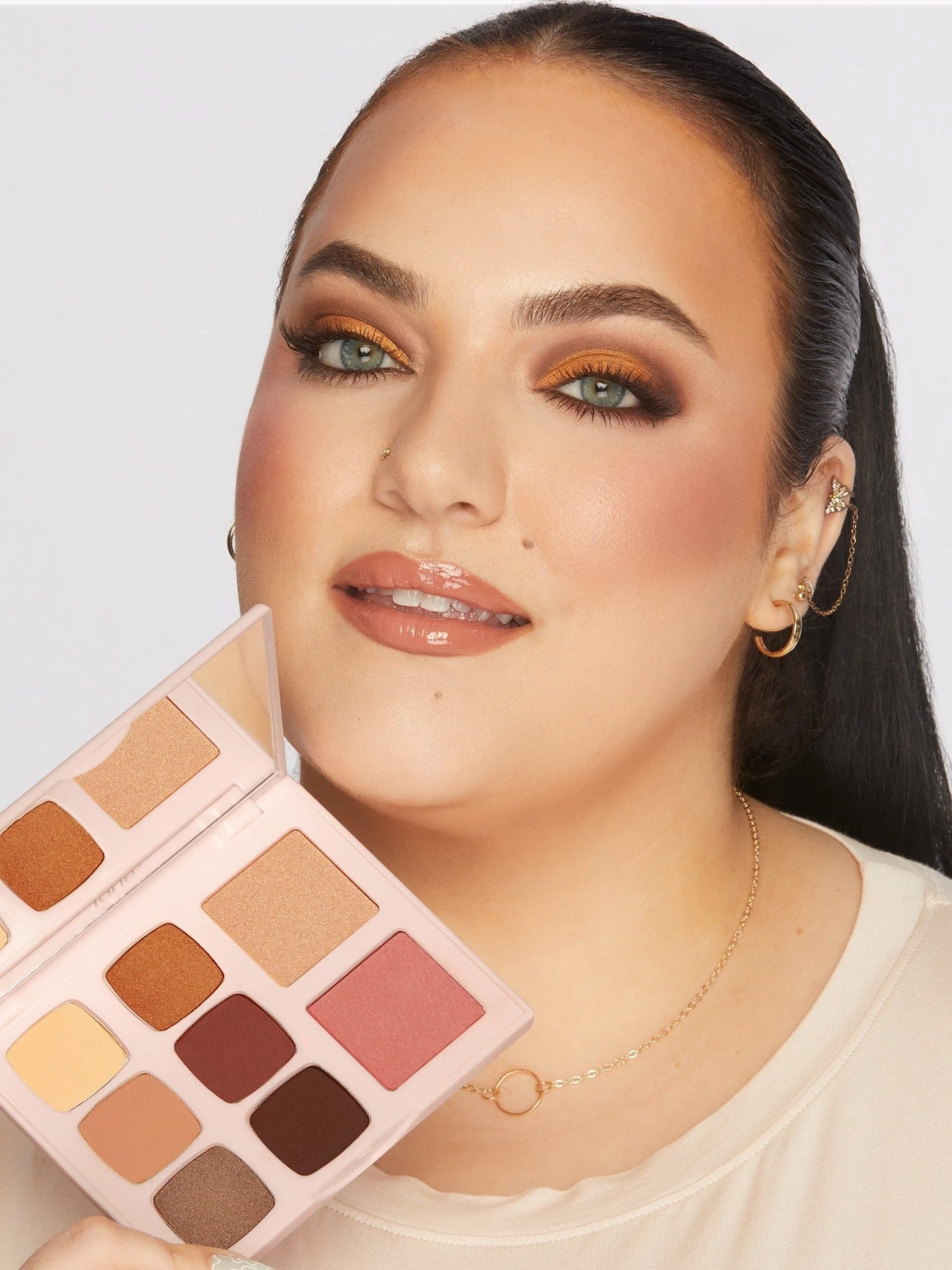 Maneater™ Passion Eye & Cheek Palette 10 Maneater™ Passion Eye & Cheek Palette - Image 8
