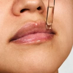 Travel-size Maracuja Oil 14 Travel-size Maracuja Oil -tarte sale shop 342 maracuja oil clear CORE model 2 ALT