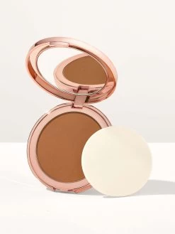 Smooth Operator ⢠Amazonian Clay Tinted Pressed Finishing Powder