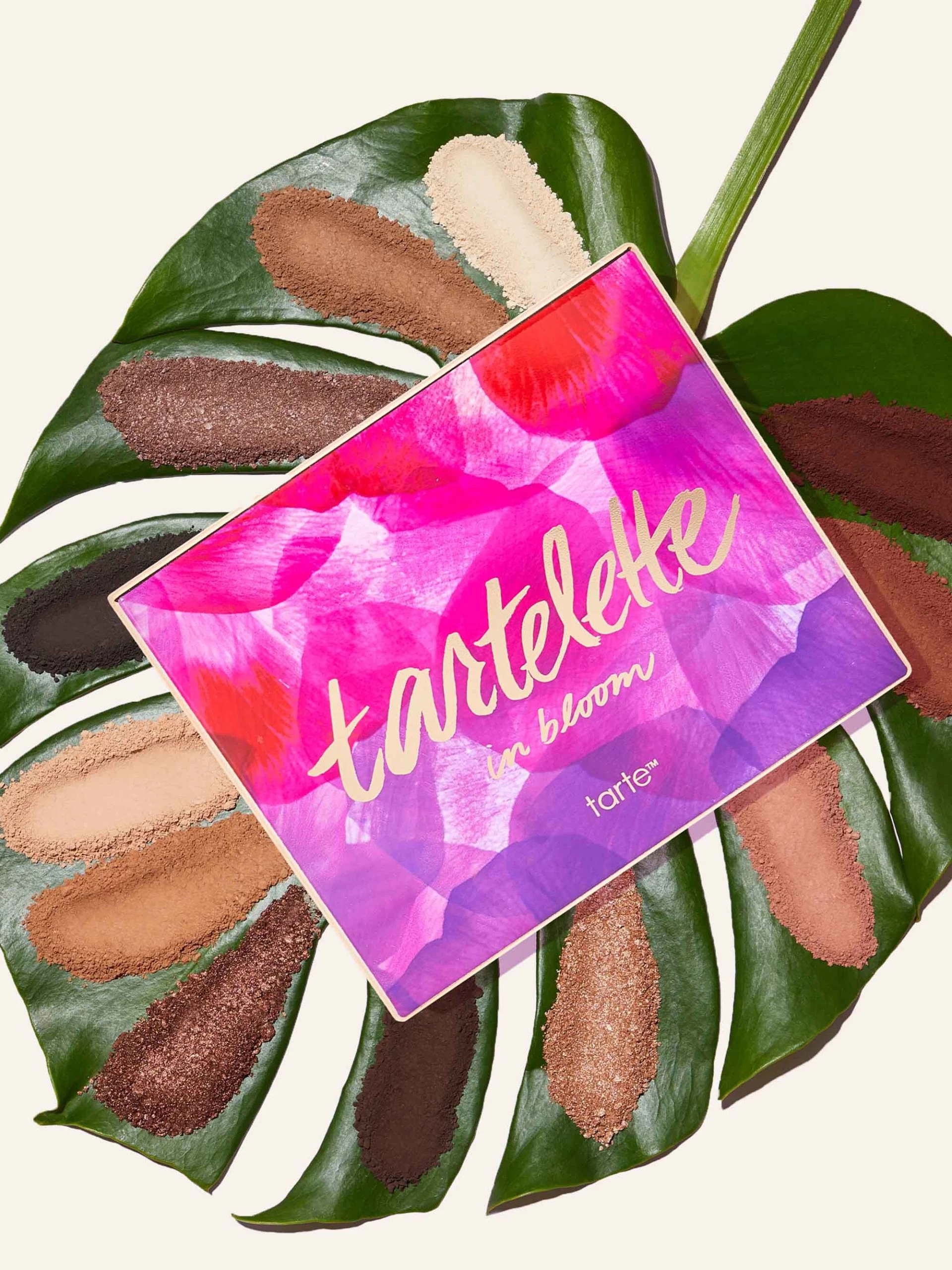 Tartelette™ In Bloom Amazonian Clay Palette 9 Tartelette™ In Bloom Amazonian Clay Palette - Image 7