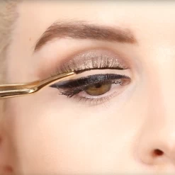 Little Lash Helper Lash Applicator 7 Little Lash Helper Lash Applicator -tarte sale shop 8220lash20applicator 20ALT VIDEO