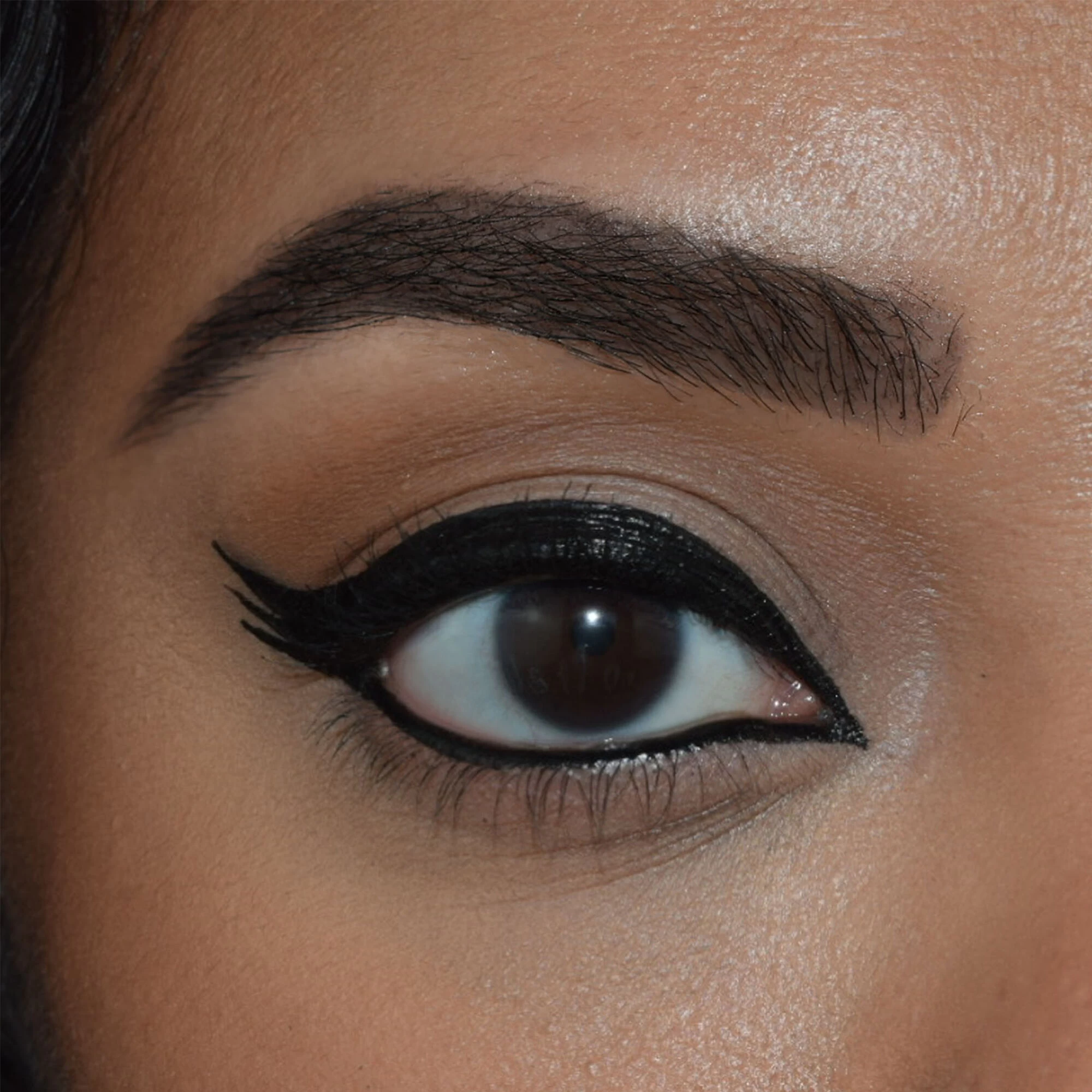 Maneater™ Liquid Eyeliner 9 Maneater™ Liquid Eyeliner - Image 7