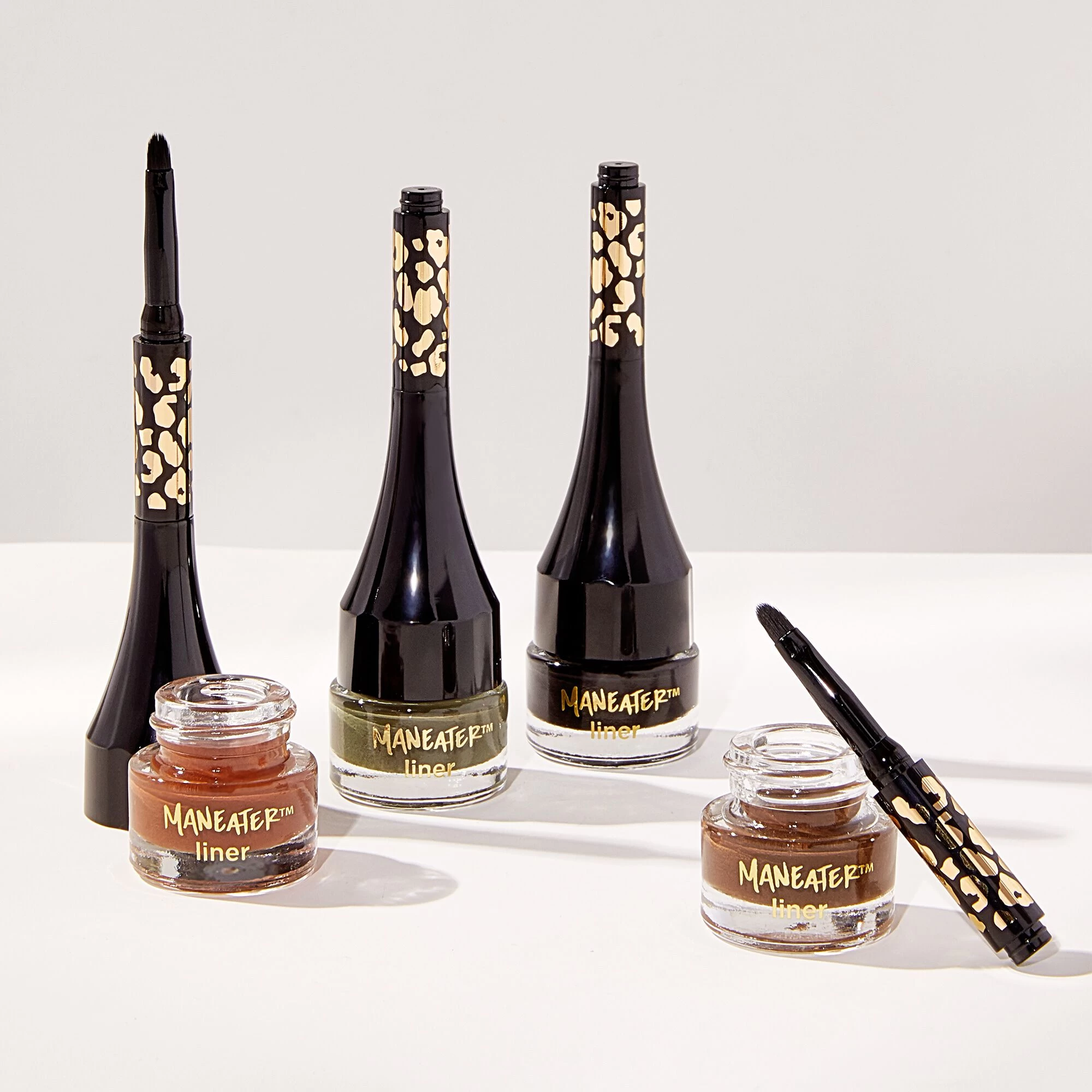 Maneater™ Clay Pot Liner 7 Maneater™ Clay Pot Liner - Image 5